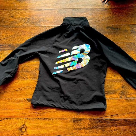 New balance windbreaker jacket - Picture 2 of 2